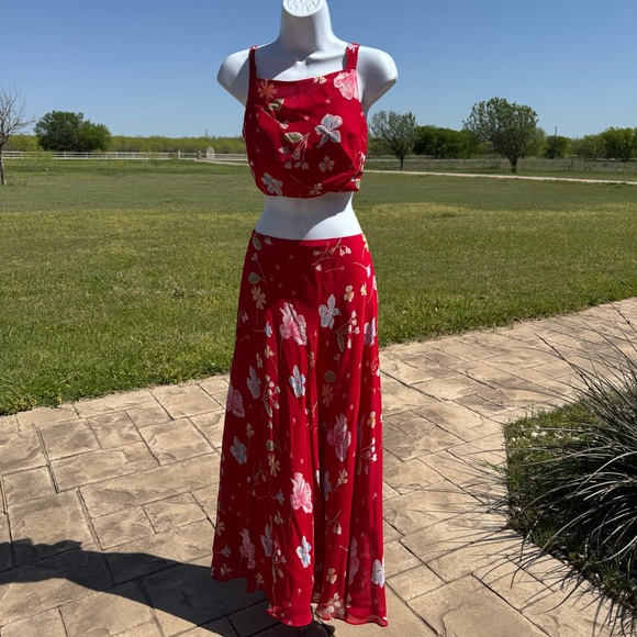 Kamisato Dresses & Skirts - Kamisato vintage halter and skirt; size 4; STUNNING!